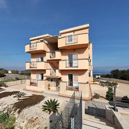 Apartament Sipina 3 *